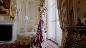 Fashion: Celine Dion Rocks Couture in Vogue Video