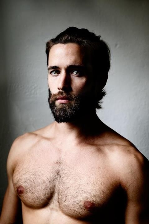 Hot or Not : Full Beard