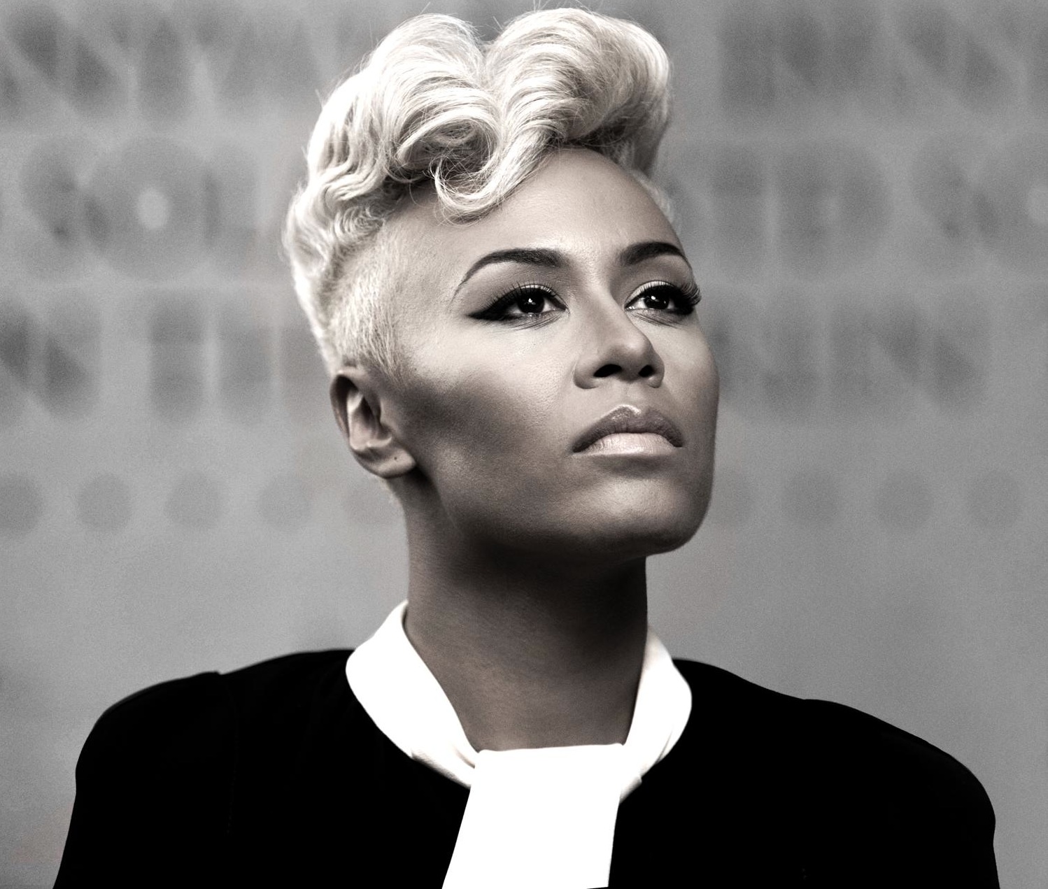 Music : Emeli Sande – “Read All About It”