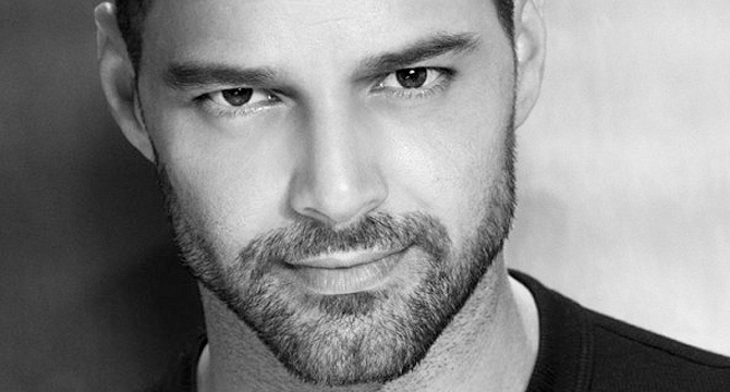 Music : Is Ricky Martin Back?