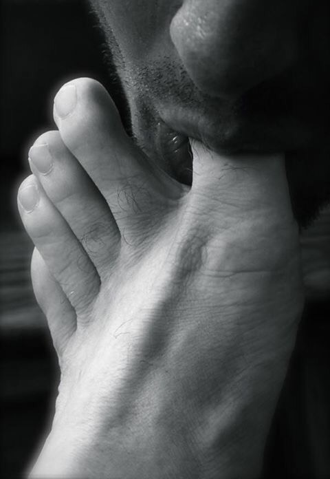 Fantasy : Licking Feet And Toes
