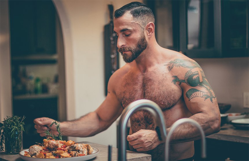 Watch This : The Bear-Naked Chef